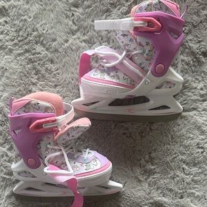 Adjustable size unicorn pink Kids Ice Skates